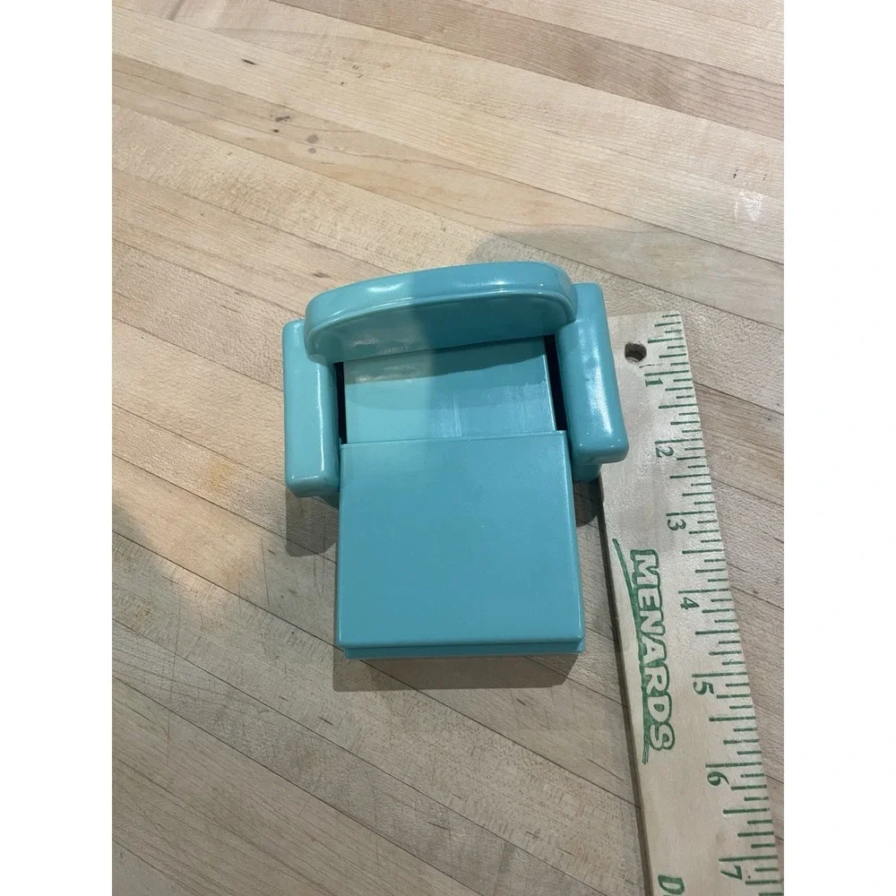 FISHER PRICE Loving Family Dollhouse PULL-OUT GREEN CHAIR 2001 Recliner Rare!